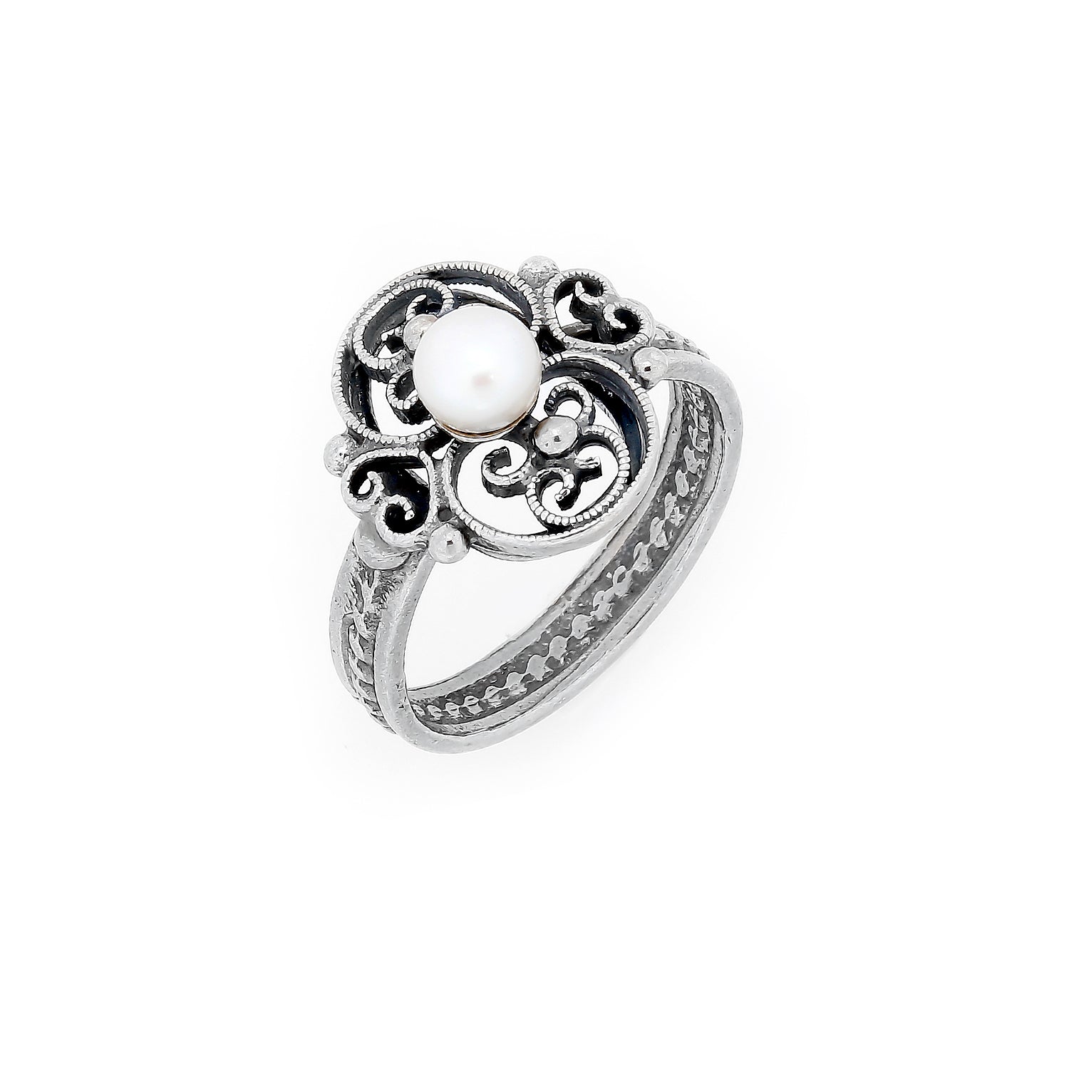 Traditional ring