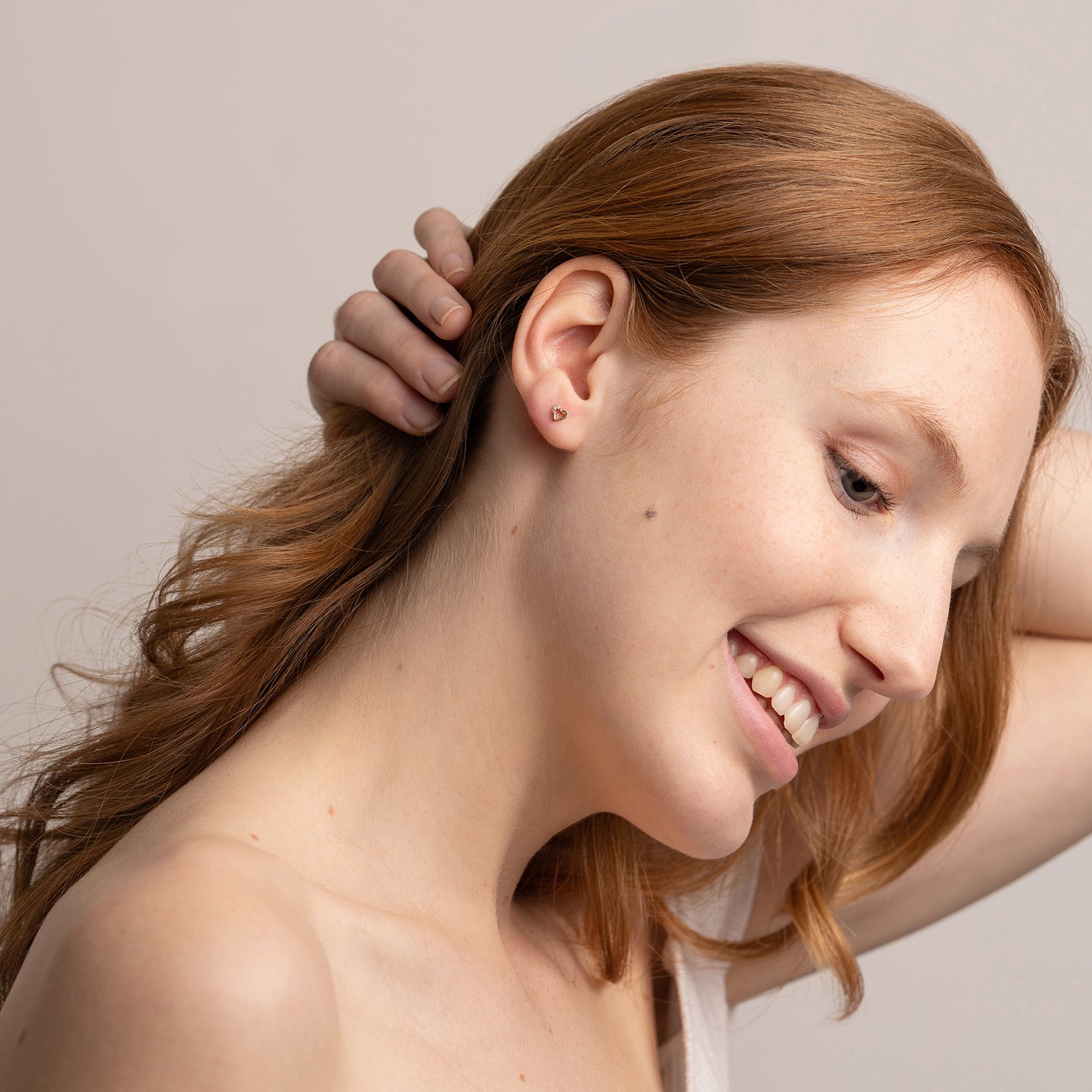 Heart stud earrings