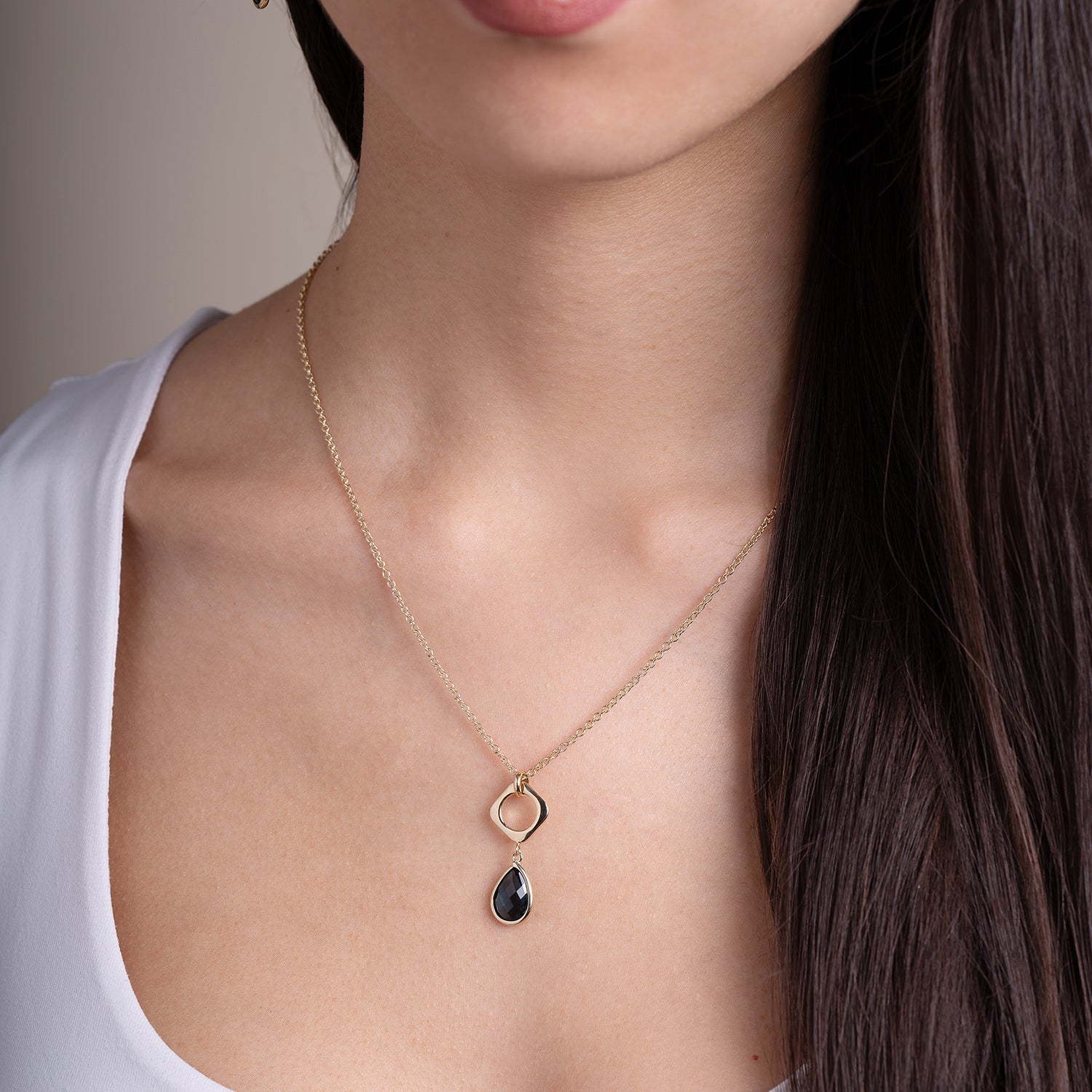 Collier Nievez