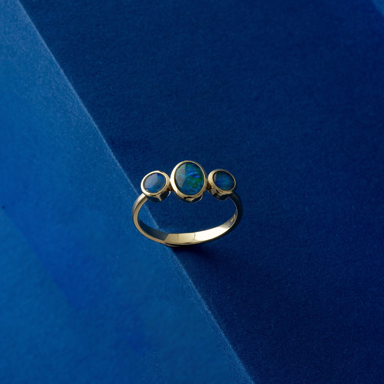 Ring Irin